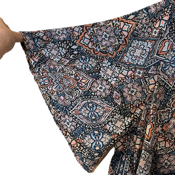 Torrid Kimono Open Top Shirttail Floral Black Pastel SZ 2X Boho Cottage Y2K - Picture 5 of 9